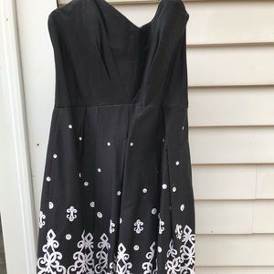 White House Black Market Strapless Dress.